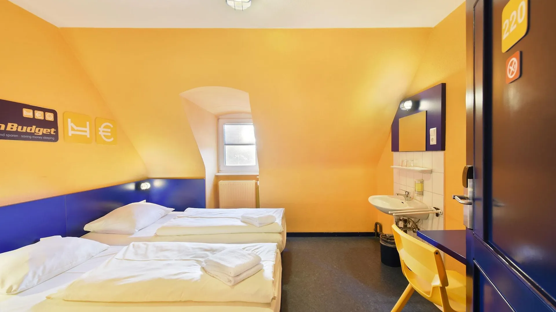 Bed'Nbudget Expo-Hostel Rooms Hanóver Hostal