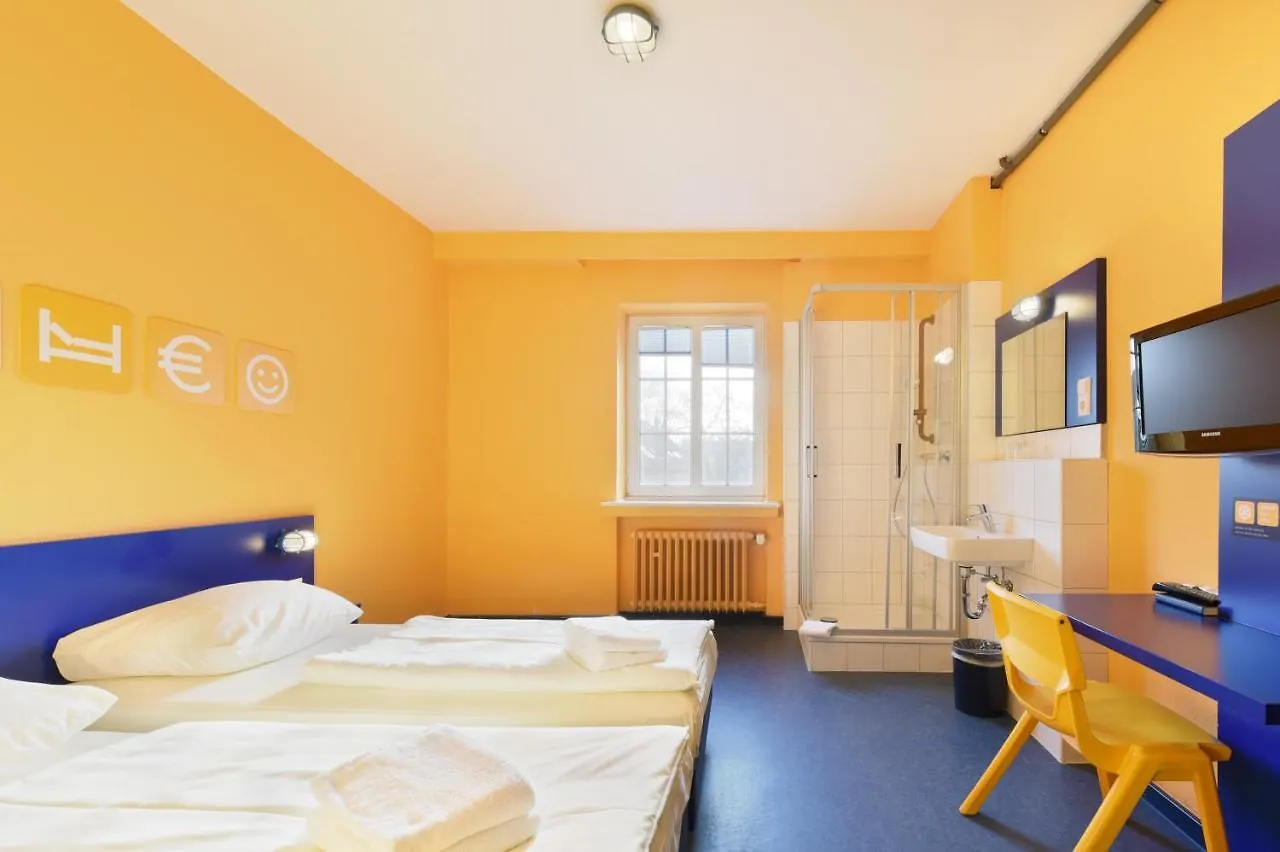 Bed'Nbudget Expo-Hostel Rooms Hanóver