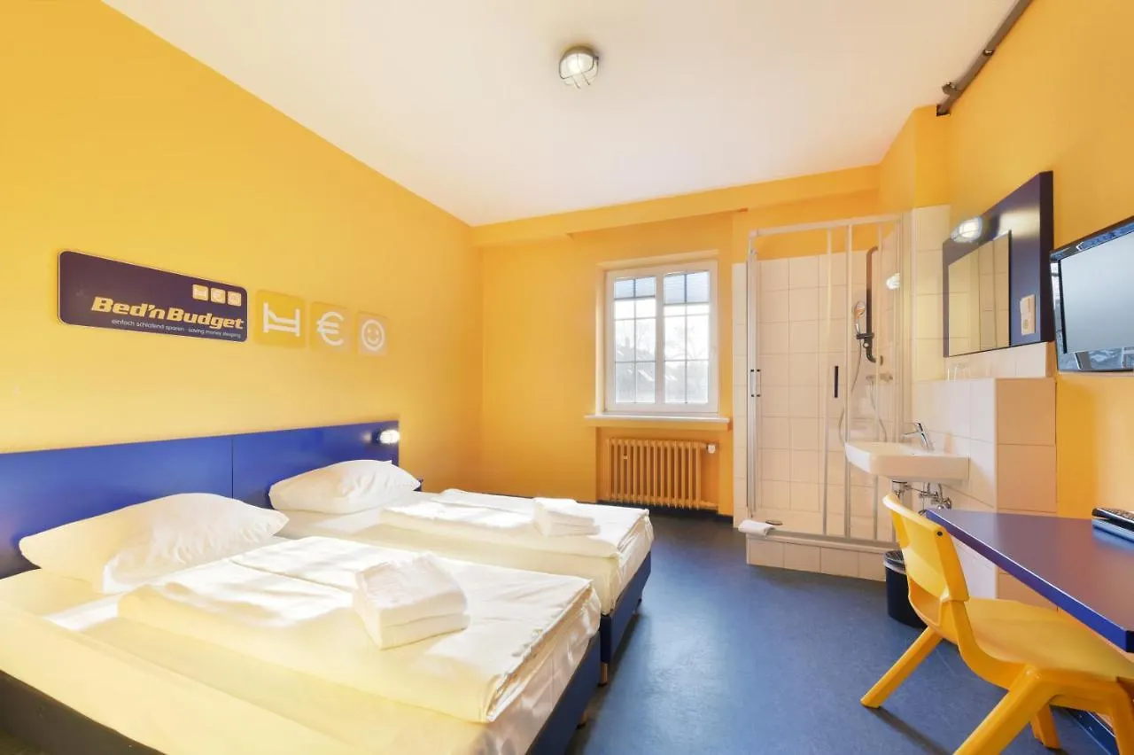 Bed'Nbudget Expo-Hostel Rooms Hanóver 0*,