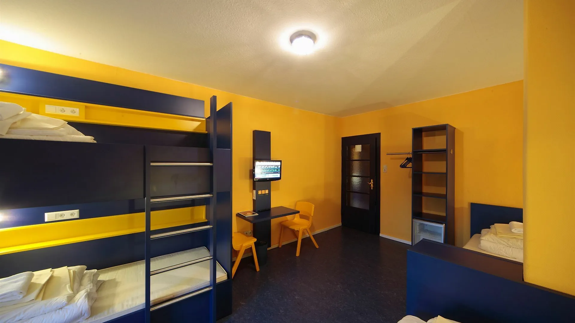 Bed'Nbudget Expo-Hostel Rooms Hanóver Hostal