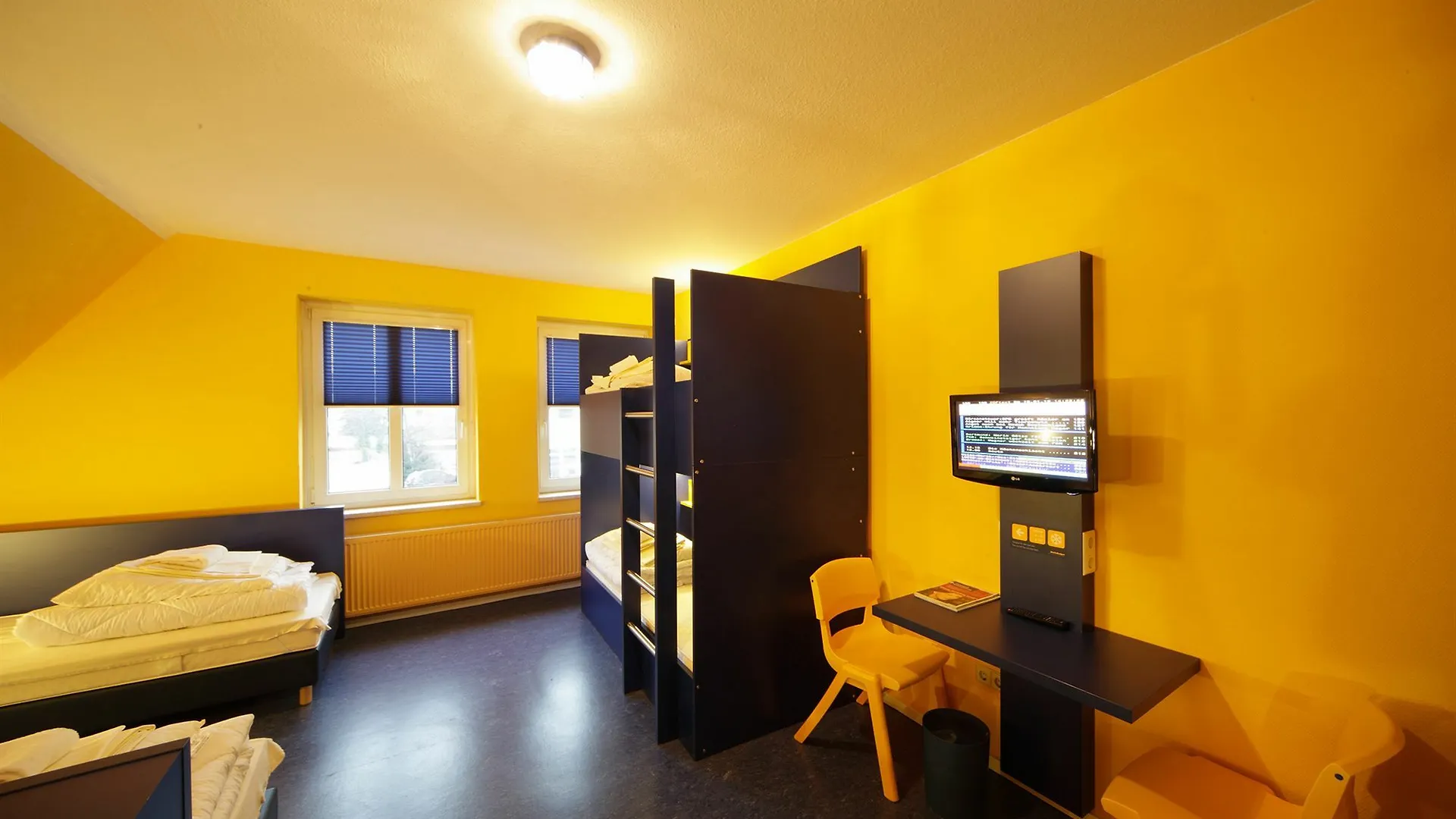 Bed'Nbudget Expo-Hostel Rooms Hanóver 0*,  Alemania