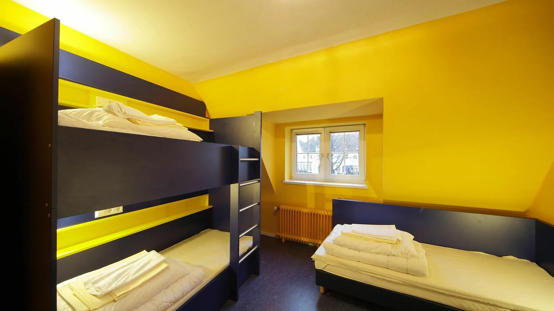 Bed'Nbudget Expo-Hostel Rooms Hanóver 0*,  Alemania